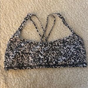 Lululemon sports bra black and white